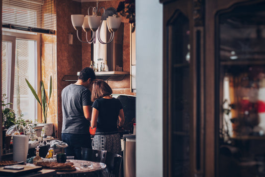 Must the female do the cooking in a relationship?